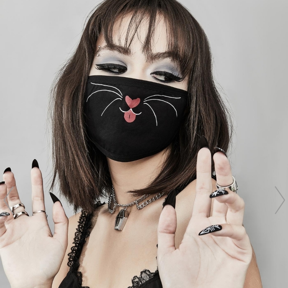 Dolls Kill "Are you kitten me" Face Mask New 🐱😷